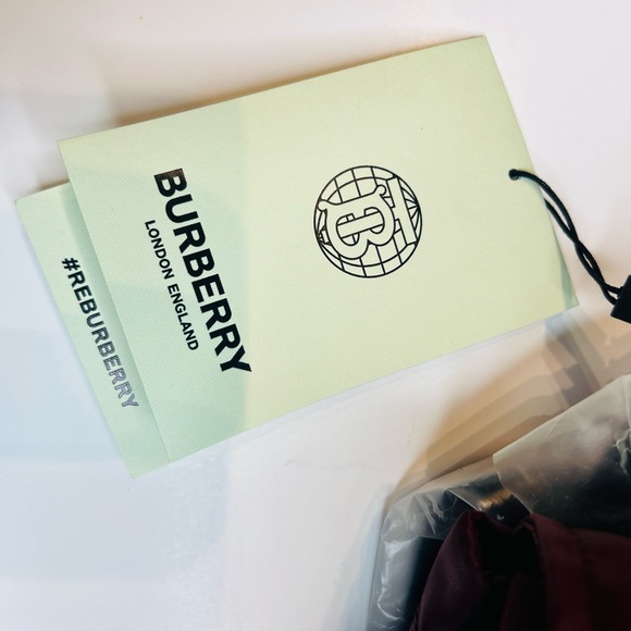 BURBERRY MEDIUM LOGO PRINT NYLON BURGUNDY RUCKSACK BACKPACK NEW WITH TAGS - Picture 5 of 17